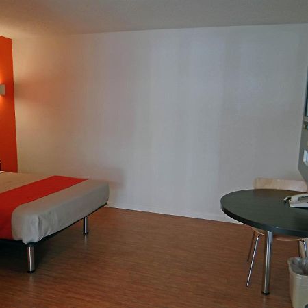 Motel 6 Baltimore Md Exterior photo