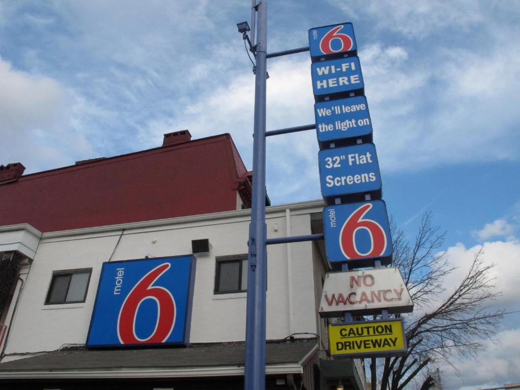 Motel 6 Baltimore Md Exterior photo